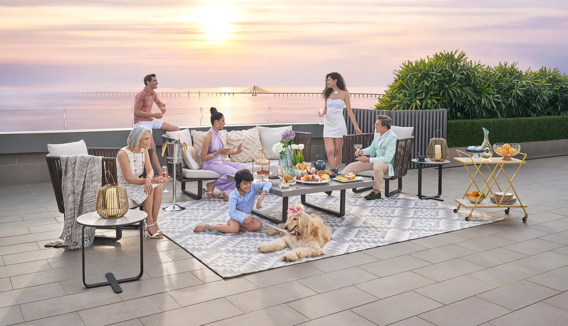 It's Thoughtful. It's Rustomjee.